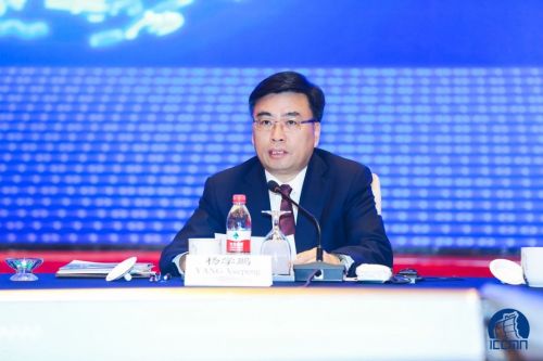 杨学鹏